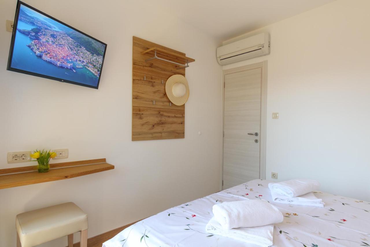 Apartmani Ravan Cernik  外观 照片