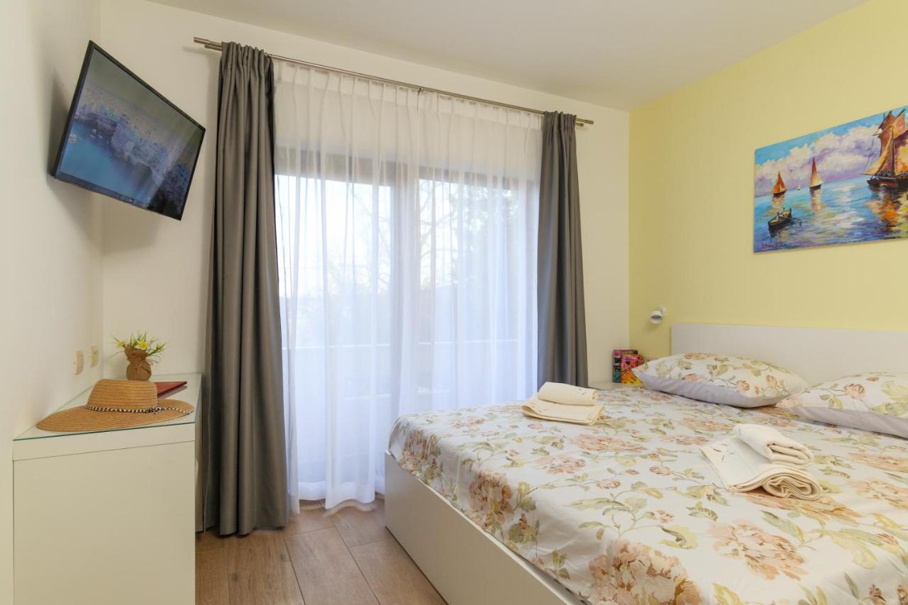 Apartmani Ravan Cernik  外观 照片
