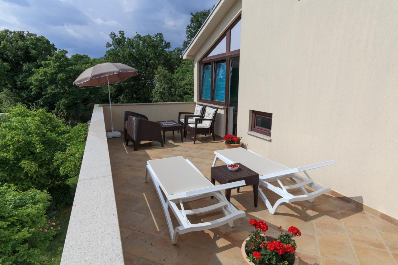 Apartmani Ravan Cernik  外观 照片